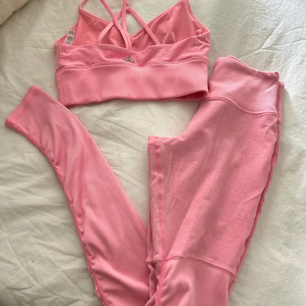 Alo Yoga GODDESS Bra + leggings SET - Picture 9 of 12